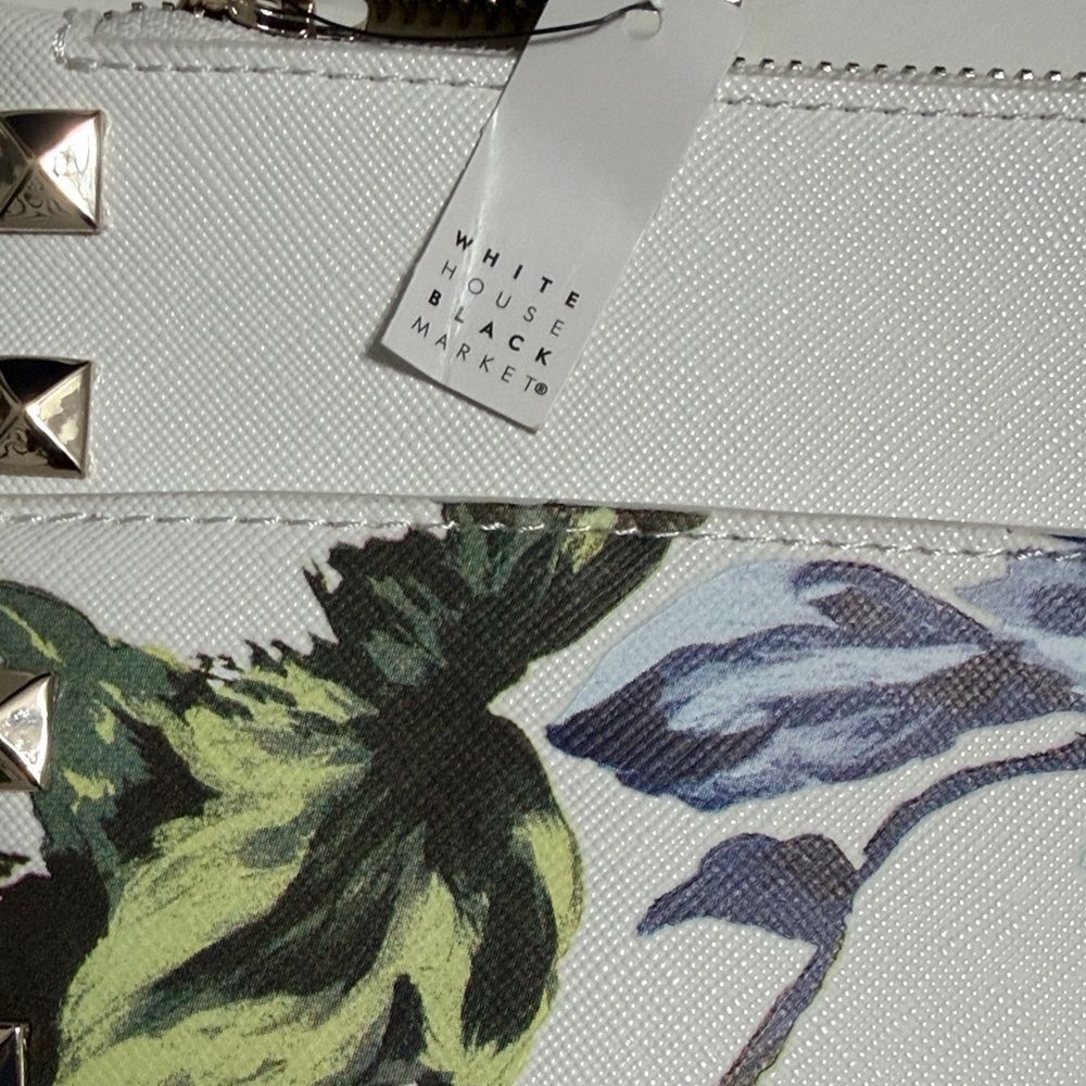White House Black Market Studded Clutch Wristlet Purple Hydrangeas NWT - Picture 4 of 4